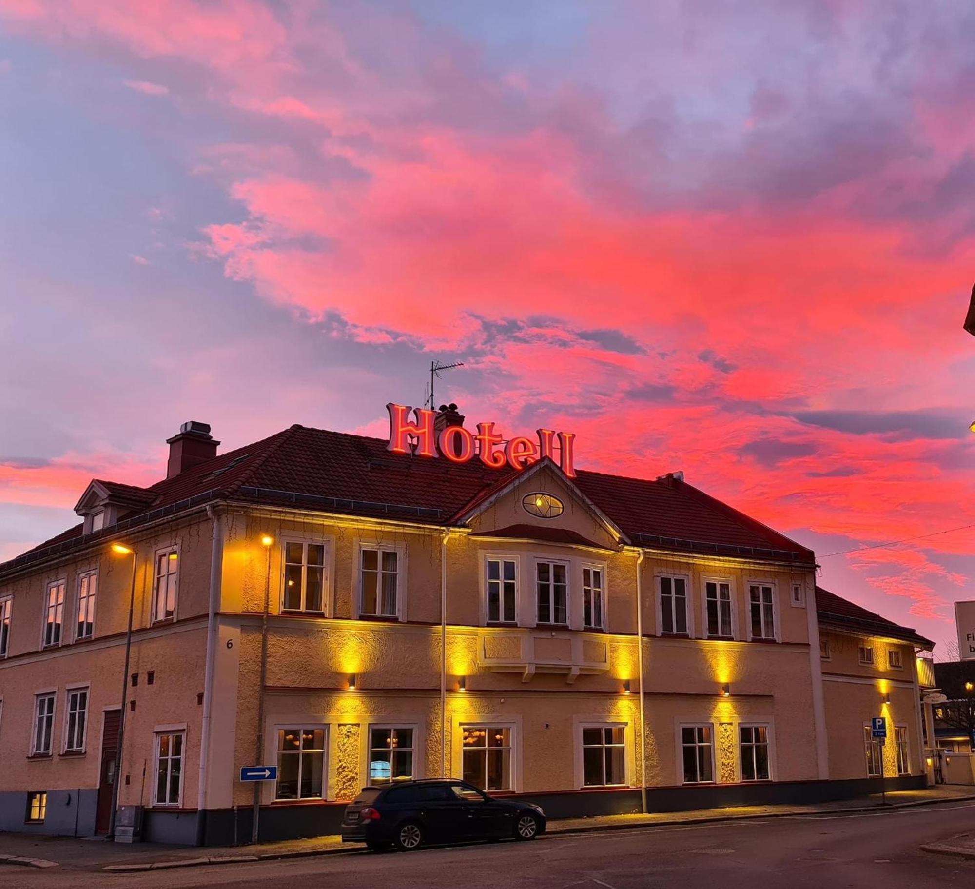 Hotell Hertig Karl Filipstad Exterior foto